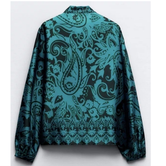 🆕️ Zara Oversized Satin Printed Tie Shirt - Picture 3 of 3